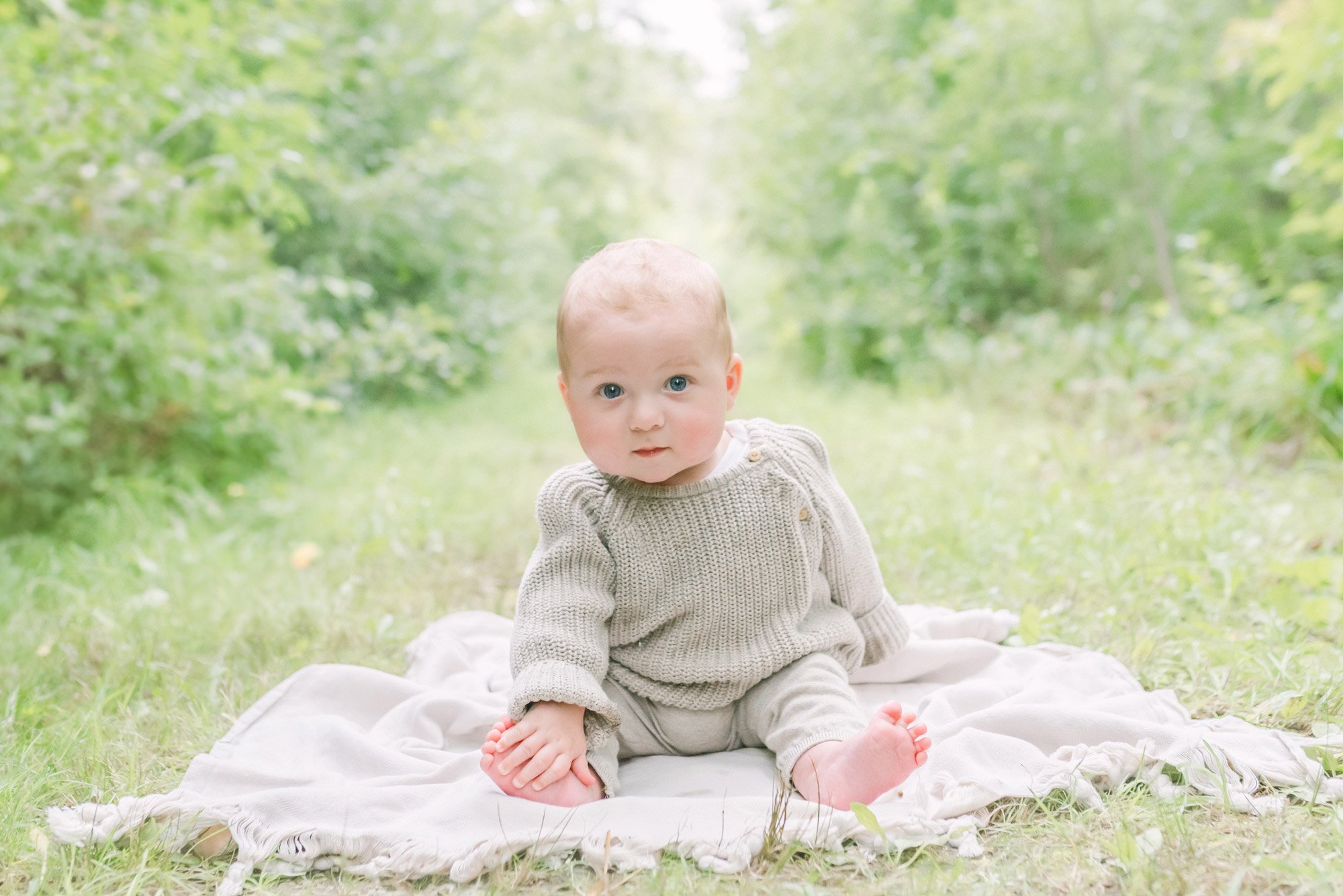 6 month photo shoot outfits 2025